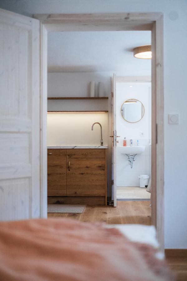 Gehobenes Ambiente In Historischer Apartment Walting